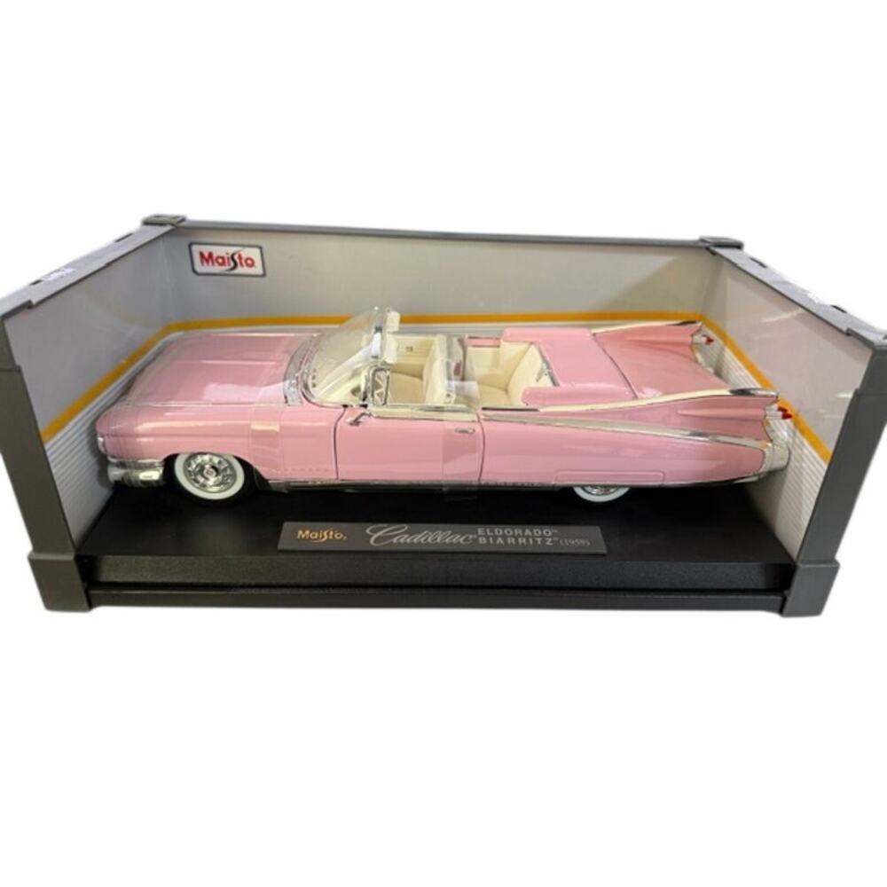 Maisto 1959 Eldorado Biarritz Pink Die Cast, Scale: 1/18 with Base